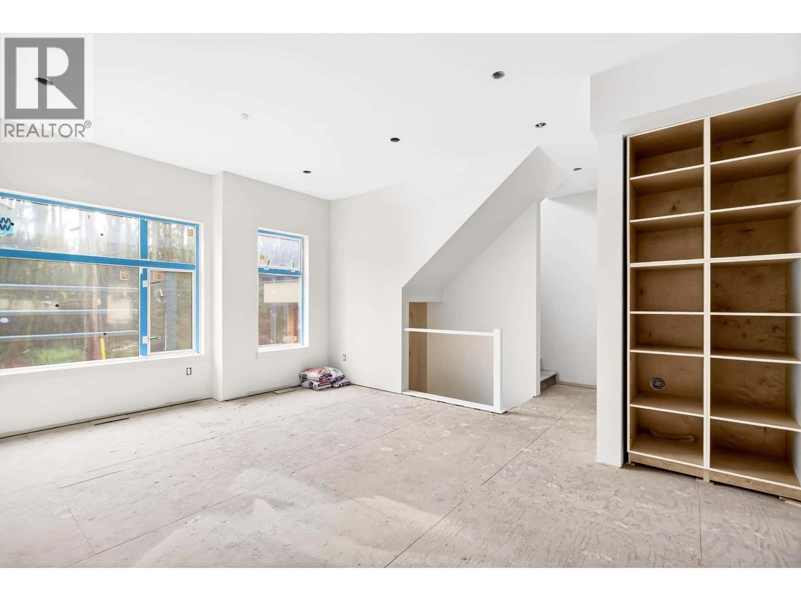 5 23697 FERN CRESCENT — Maple Ridge, British Columbia - Photo 5 of 38