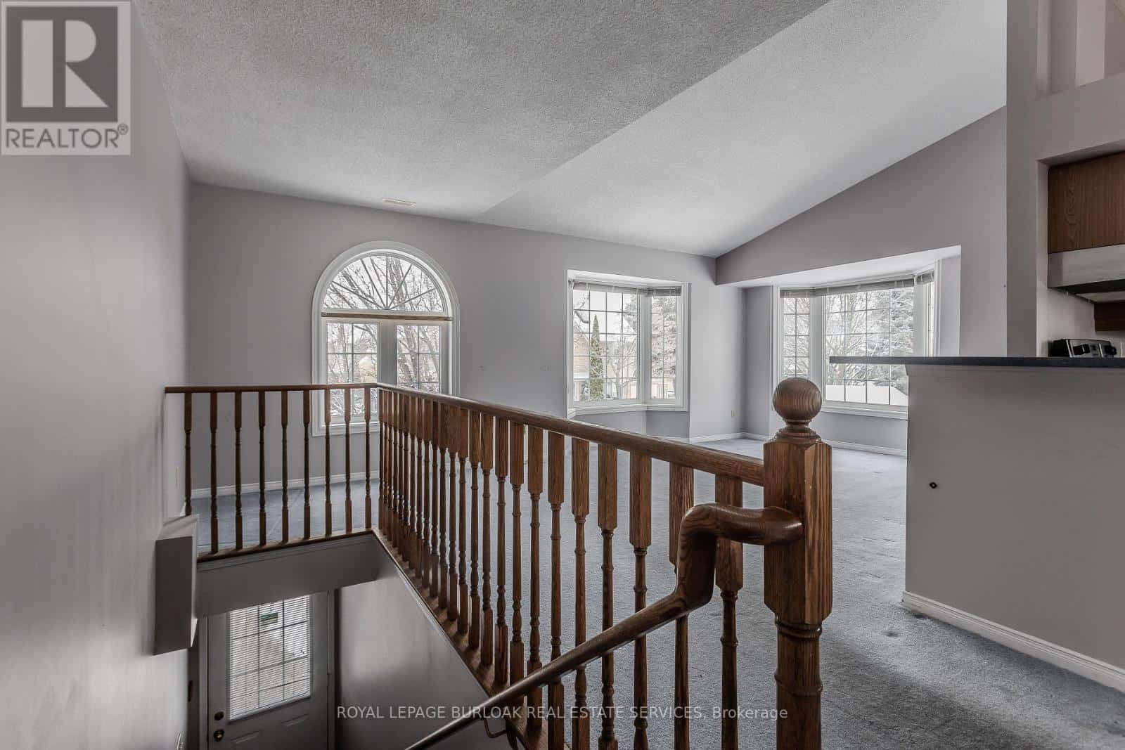 53 - 3333 NEW STREET — Burlington (Roseland), Ontario - Photo 5 of 28