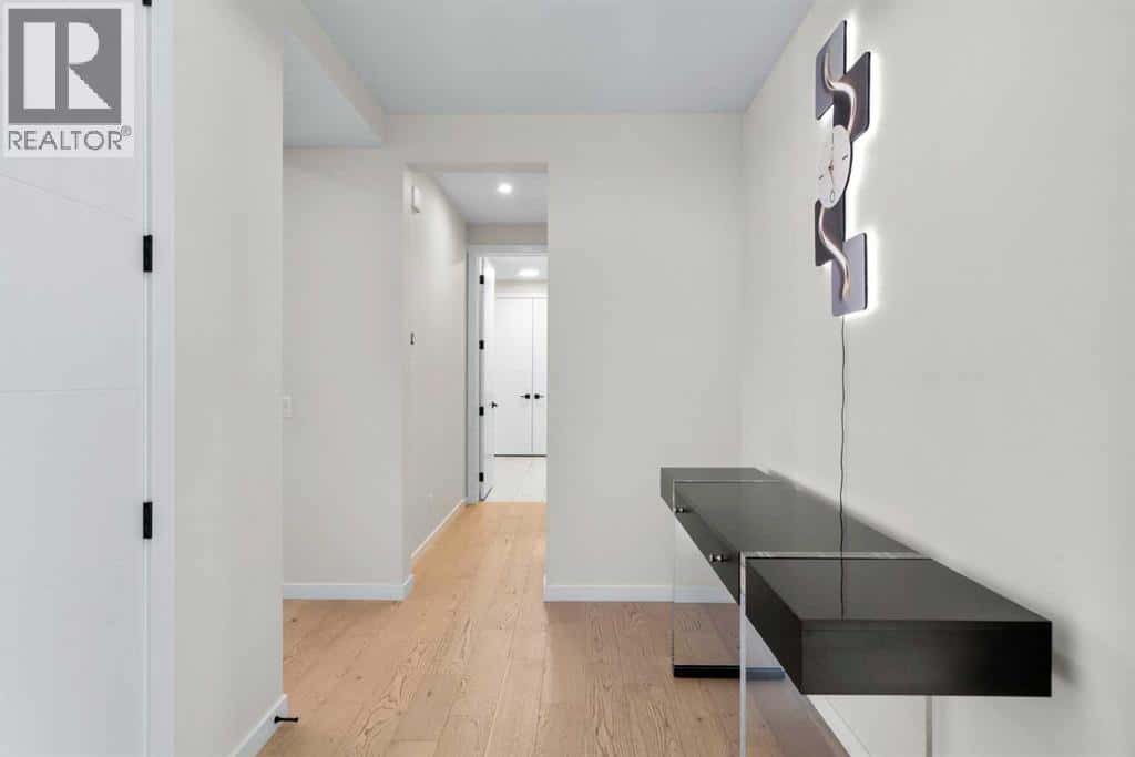 1104 Cranbrook Gardens SE — Calgary, Alberta - Photo 4 of 47