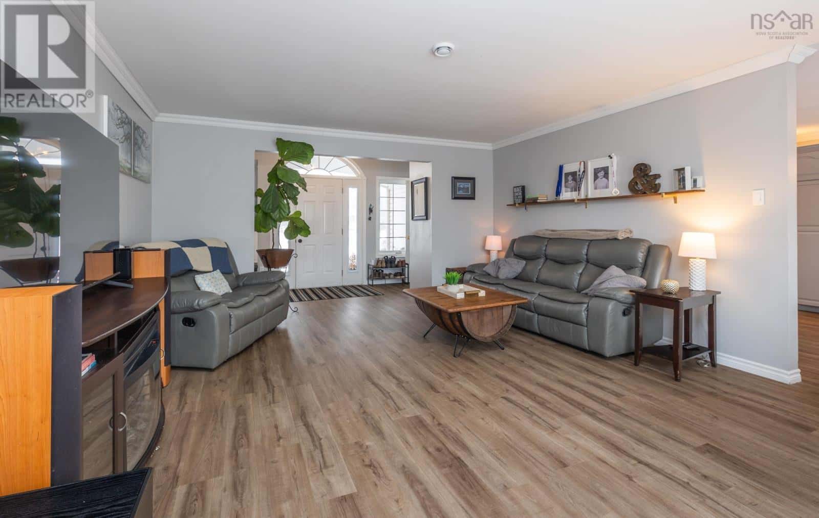 53 Colonial Avenue — North Chegoggin, Nova Scotia - Photo 4 of 45