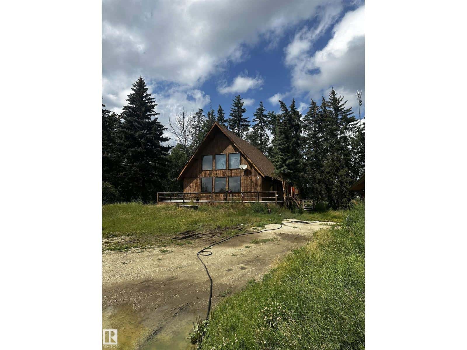 51013 RGE ROAD 62 — Rural Parkland County, Alberta - Photo 2 of 17