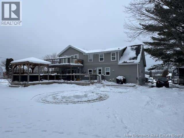 66 Renfrew Street — Petitcodiac, New Brunswick - Photo 4 of 50