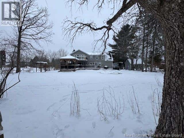 66 Renfrew Street — Petitcodiac, New Brunswick - Photo 5 of 50