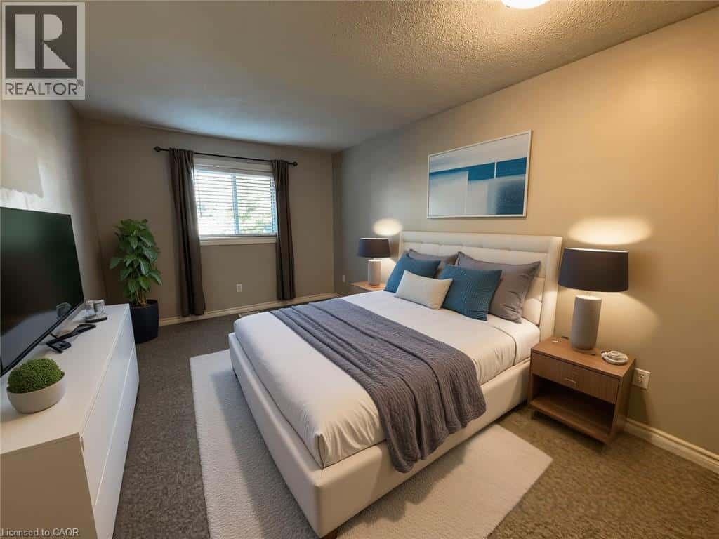 London — London - Photo 5 of 20