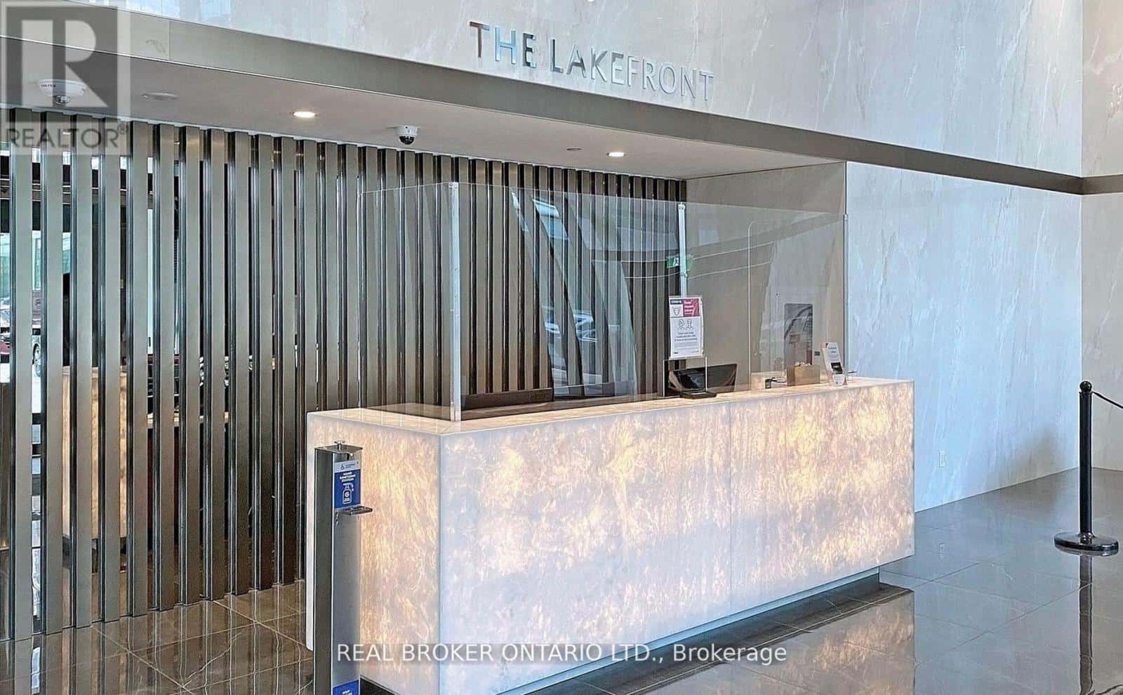 1507 - 17 BATHURST STREET — Toronto (Waterfront Communities), Ontario - Photo 5 of 12