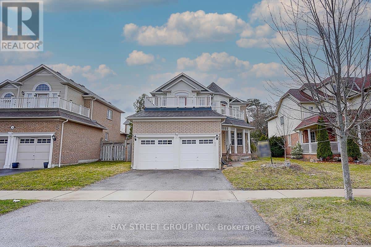 52 WHITEWATER STREET — Whitby (Pringle Creek), Ontario - Photo 2 of 45