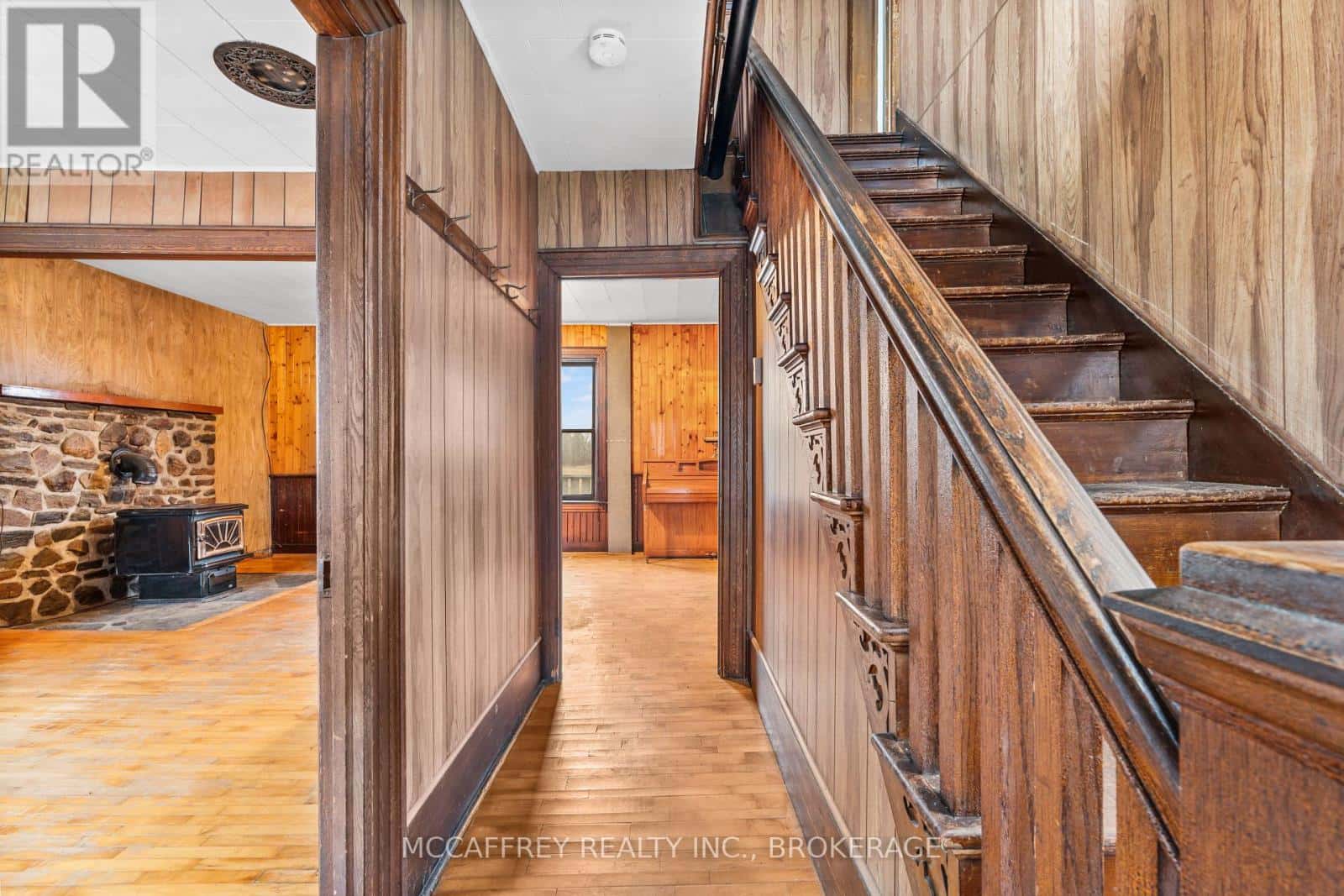 338 BURRIDGE ROAD — Frontenac (Frontenac South), Ontario - Photo 4 of 46