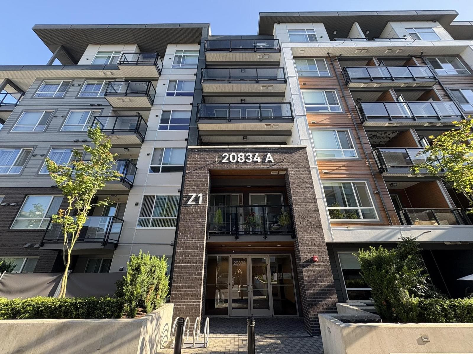 A401 20834 80 AVENUE — Langley, British Columbia - Main photo