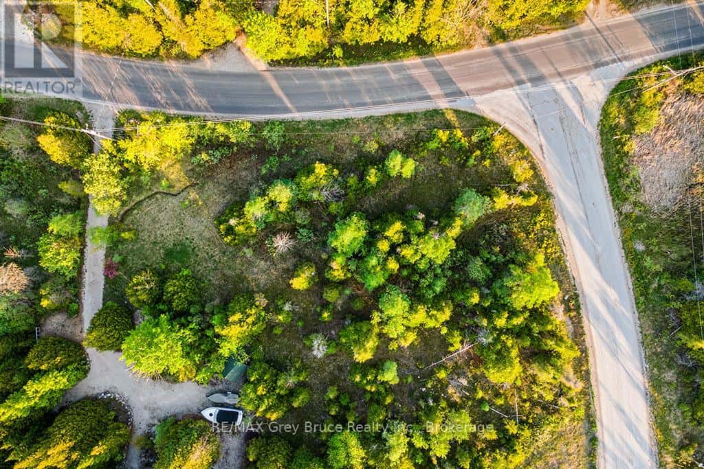 UNIT 39 TAMARAC ROAD — Northern Bruce Peninsula, Ontario - Photo 4 of 27