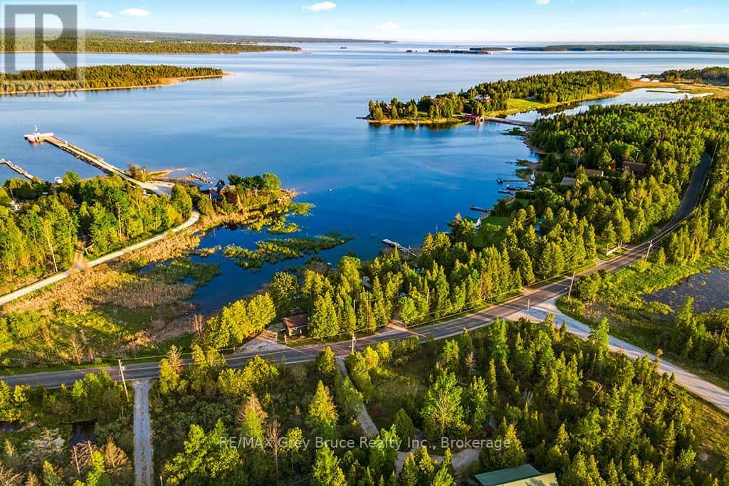 UNIT 39 TAMARAC ROAD — Northern Bruce Peninsula, Ontario - Photo 5 of 27