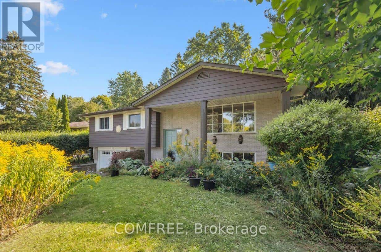 93 WATER STREET E — Centre Wellington (Elora/Salem), Ontario - Photo 4 of 50