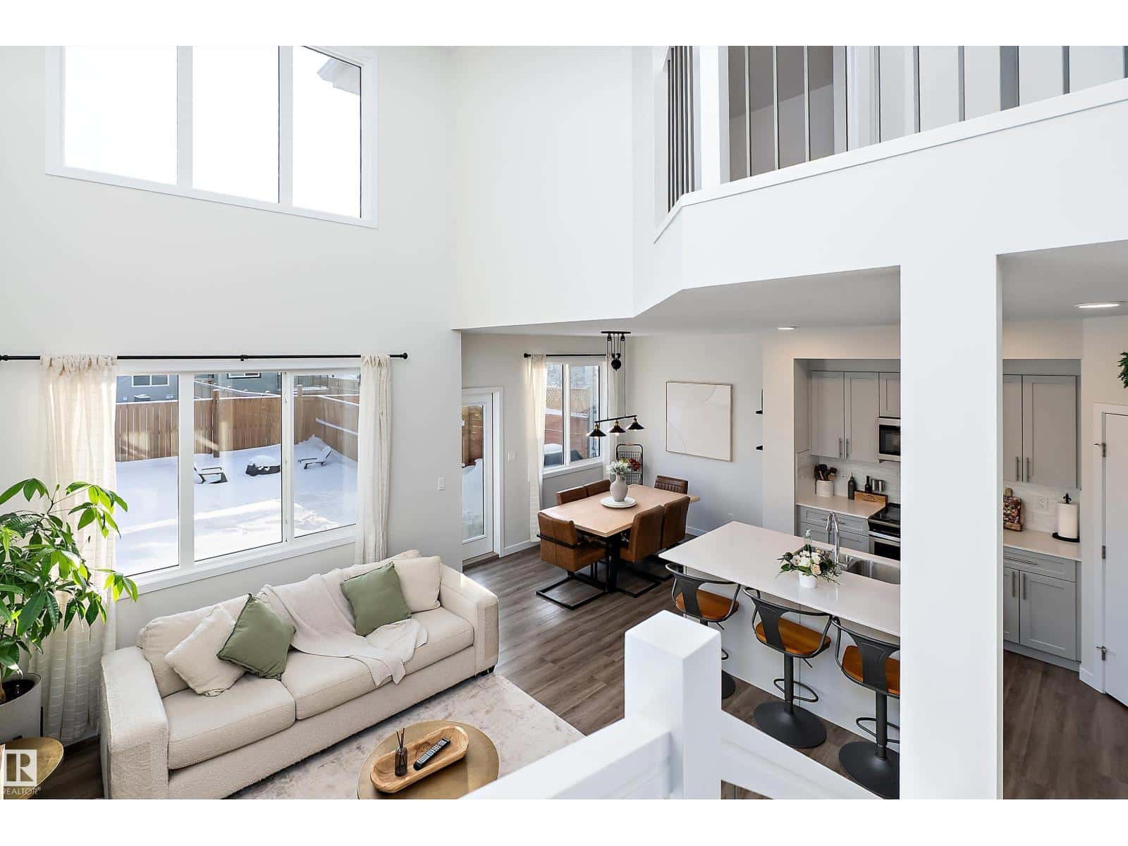 21 ROLSTON CO — Leduc, Alberta - Photo 2 of 44