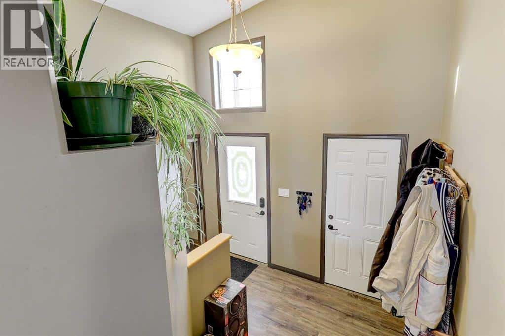 6021 88 Street — Grande Prairie, Alberta - Photo 2 of 31