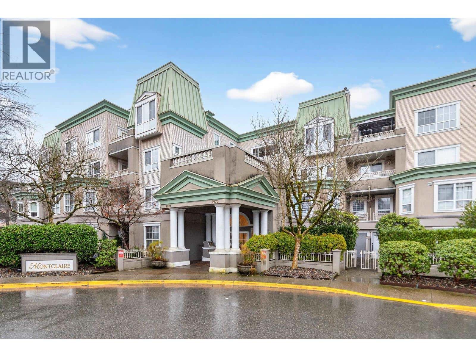 407 2970 PRINCESS CRESCENT — Coquitlam, British Columbia - Photo 4 of 39