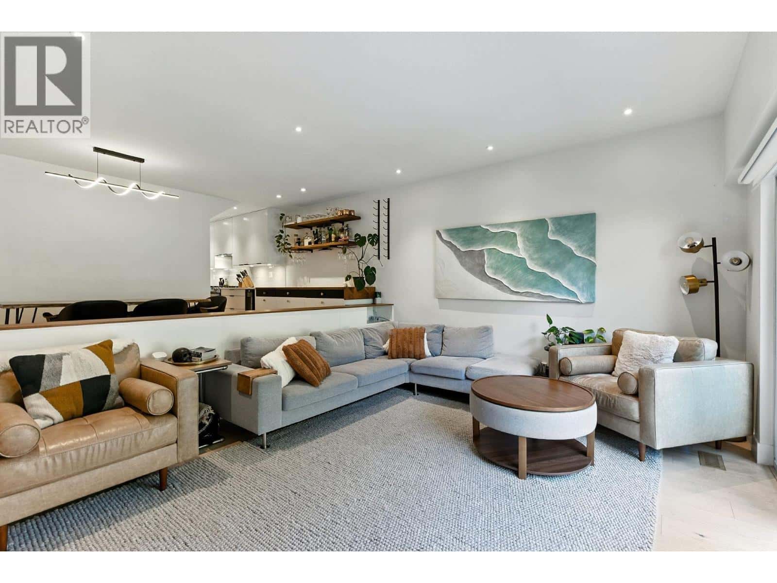 137 3300 CAPILANO ROAD — North Vancouver, British Columbia - Photo 2 of 39