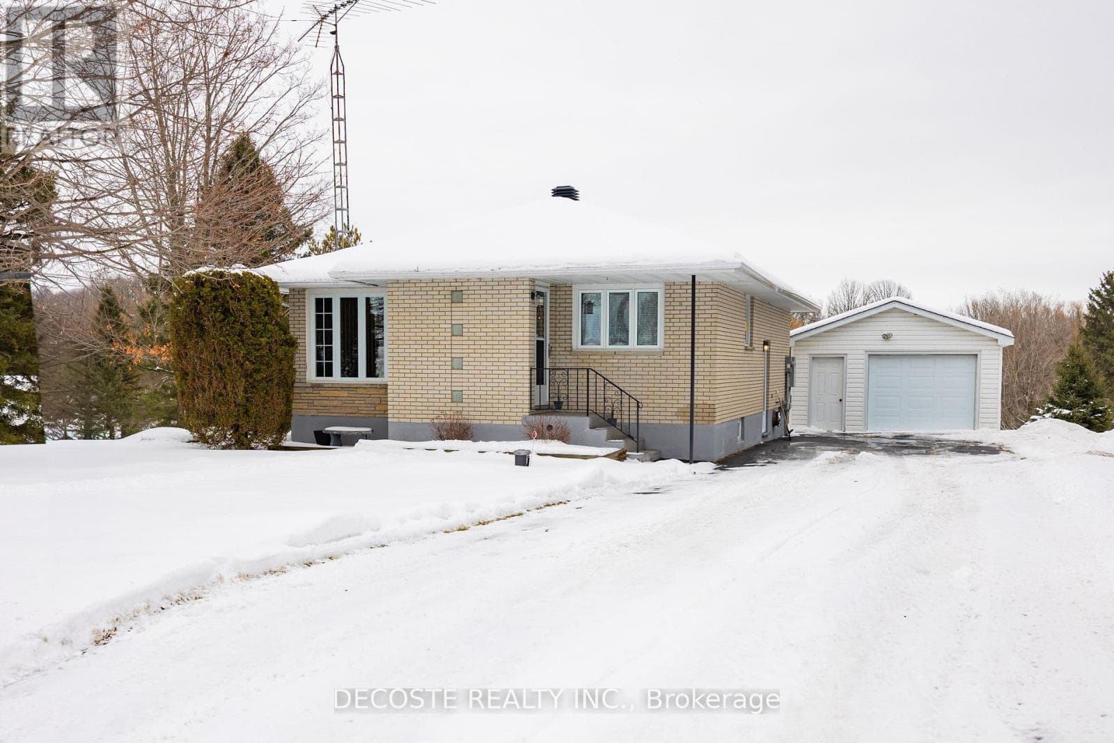 20676 GLEN ROBERTSON ROAD — North Glengarry, Ontario - Main photo