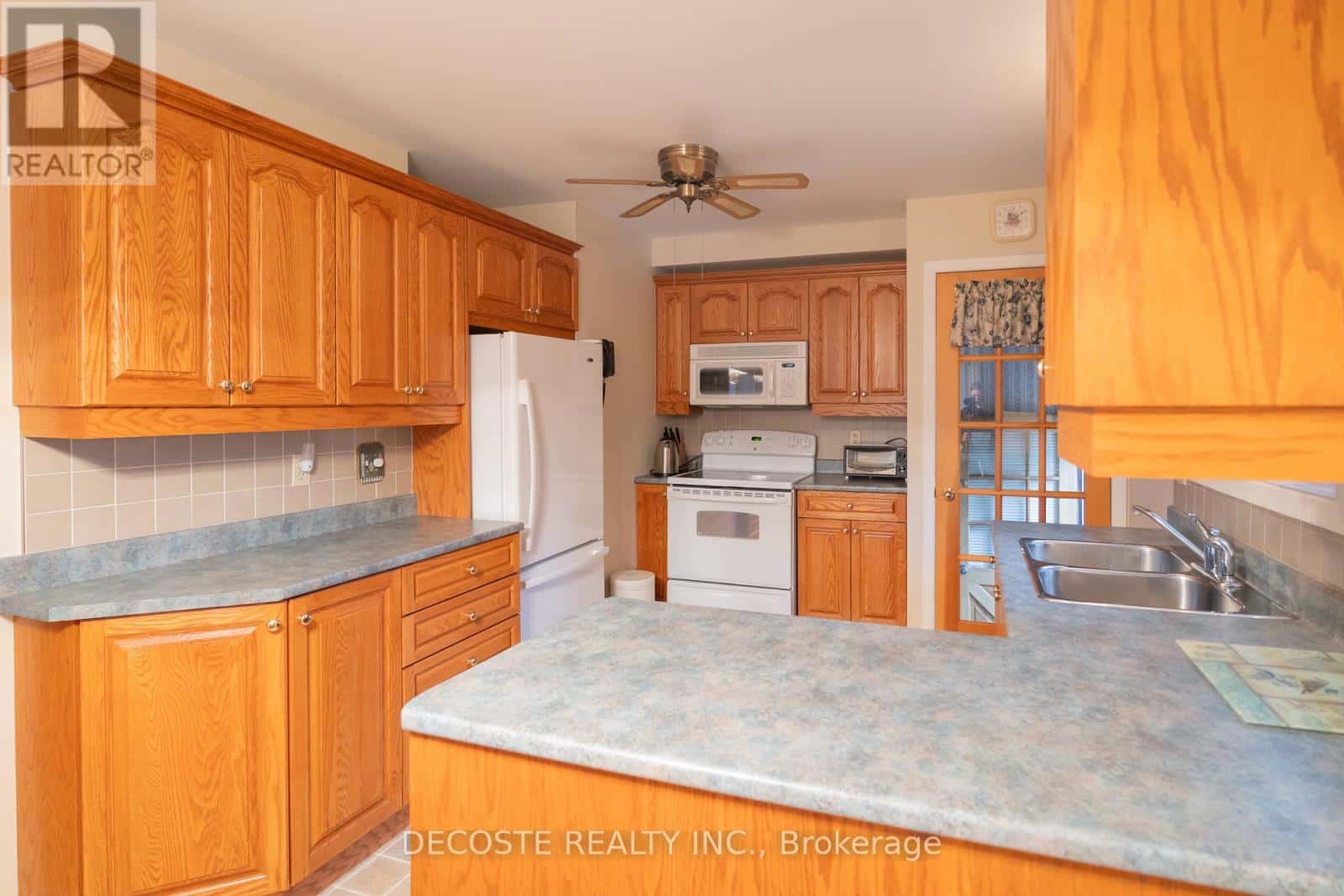 20676 GLEN ROBERTSON ROAD — North Glengarry, Ontario - Photo 5 of 31