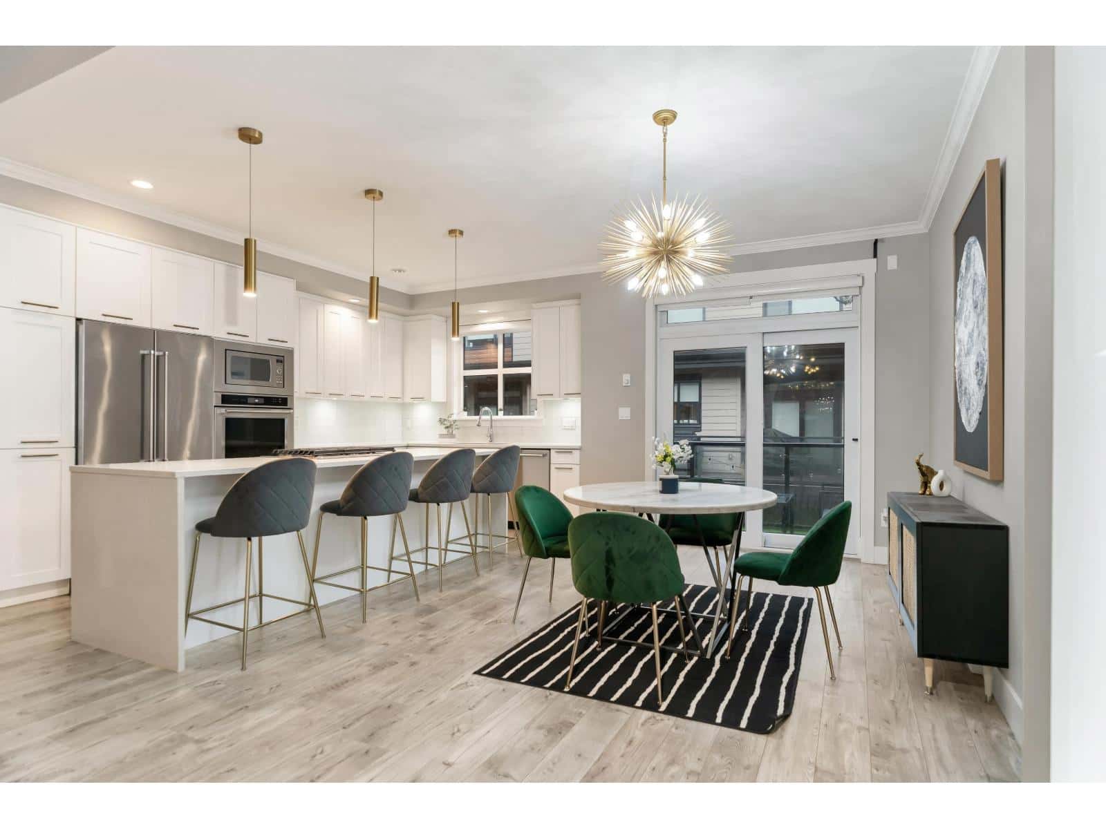 193 16488 64 AVENUE — Surrey, British Columbia - Photo 2 of 19