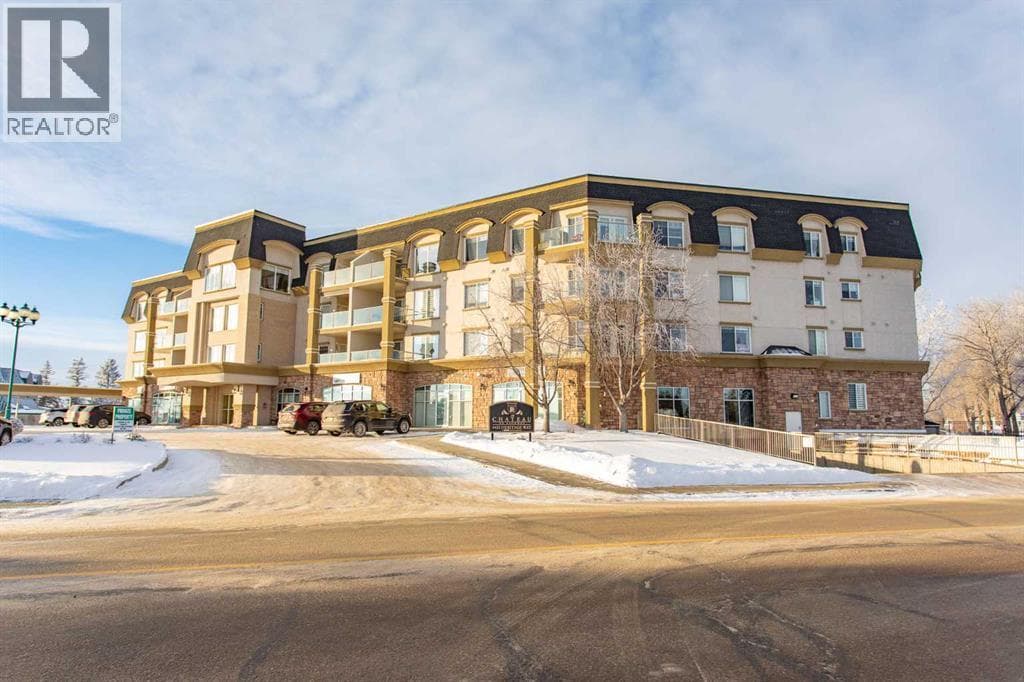 202, 4425 HERITAGE Way — Lacombe, Alberta - Main photo