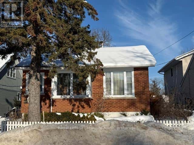 25 NINTH STREET — Collingwood, Ontario - Photo 5 of 24