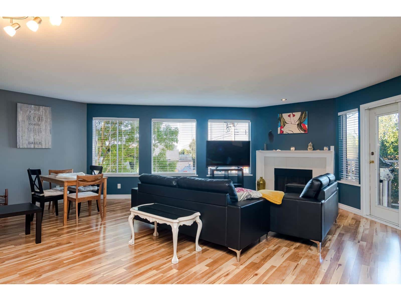 204 1369 GEORGE STREET — White Rock, British Columbia - Photo 3 of 23