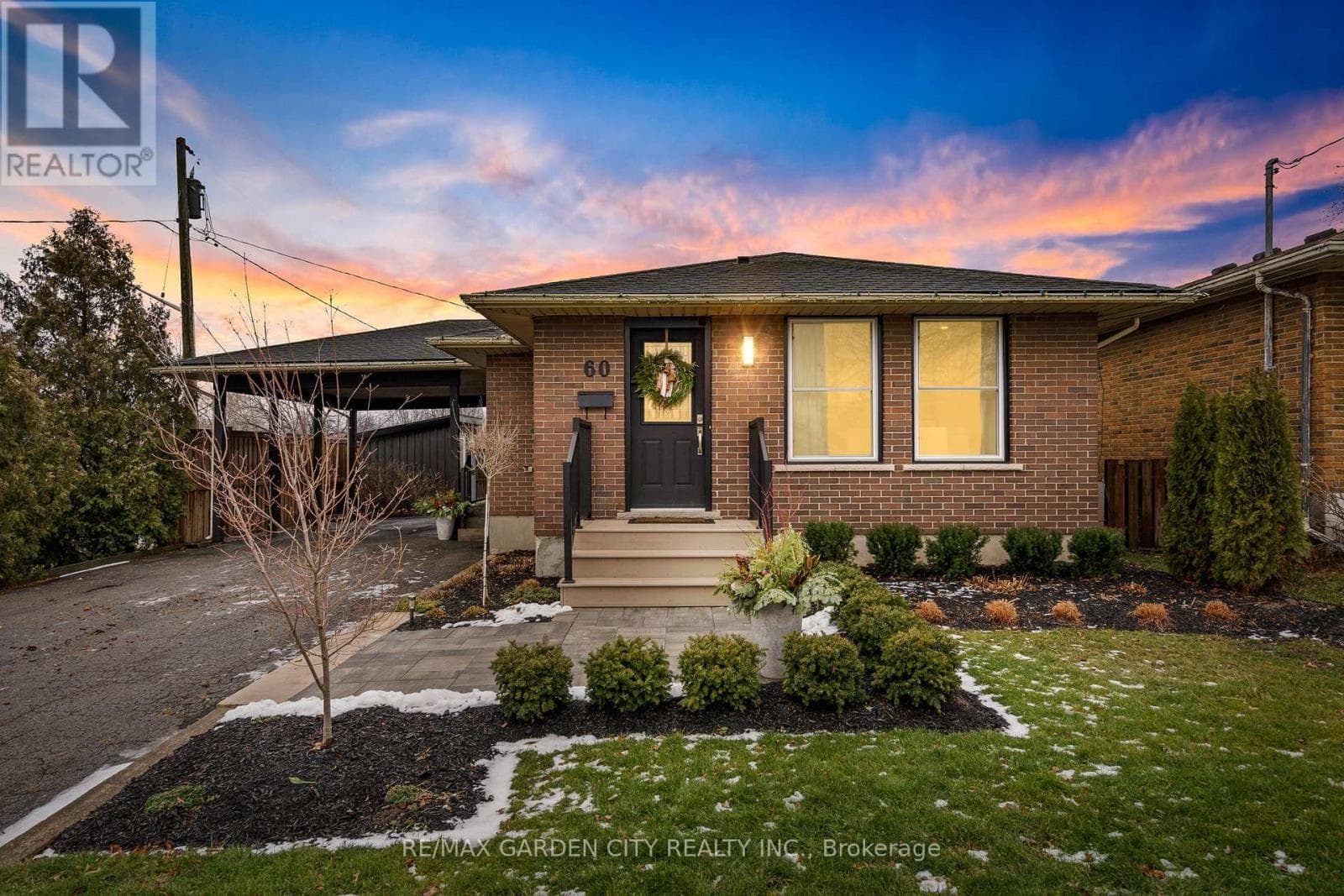 60 BRUNSWICK STREET — St. Catharines (Western Hill), Ontario - Main photo