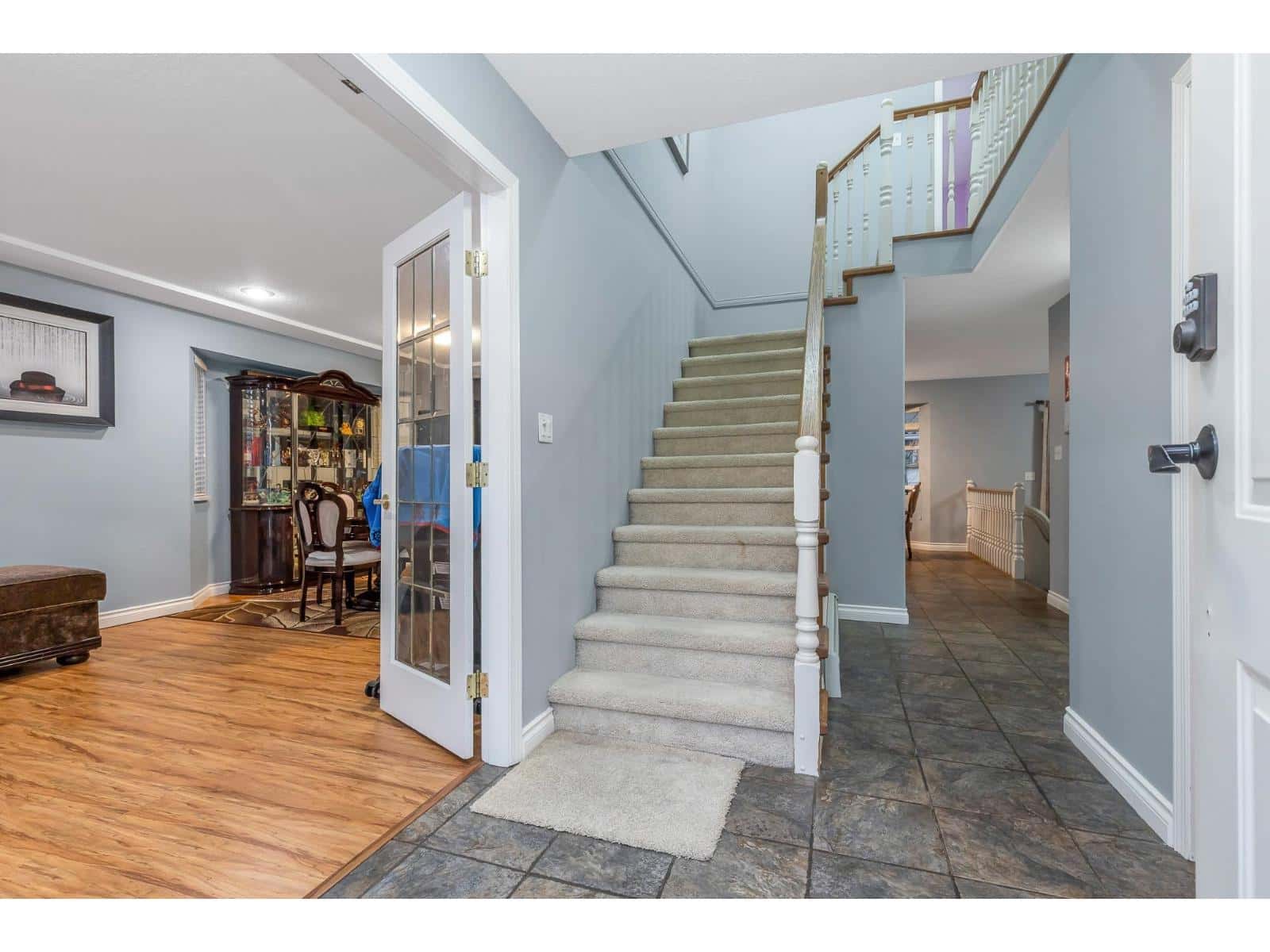 2989 CREEKSIDE DRIVE — Abbotsford, British Columbia - Photo 5 of 36