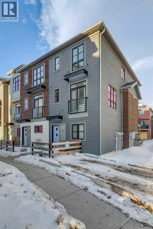 180 Walden Path SE — Calgary, Alberta - Photo 2 of 27