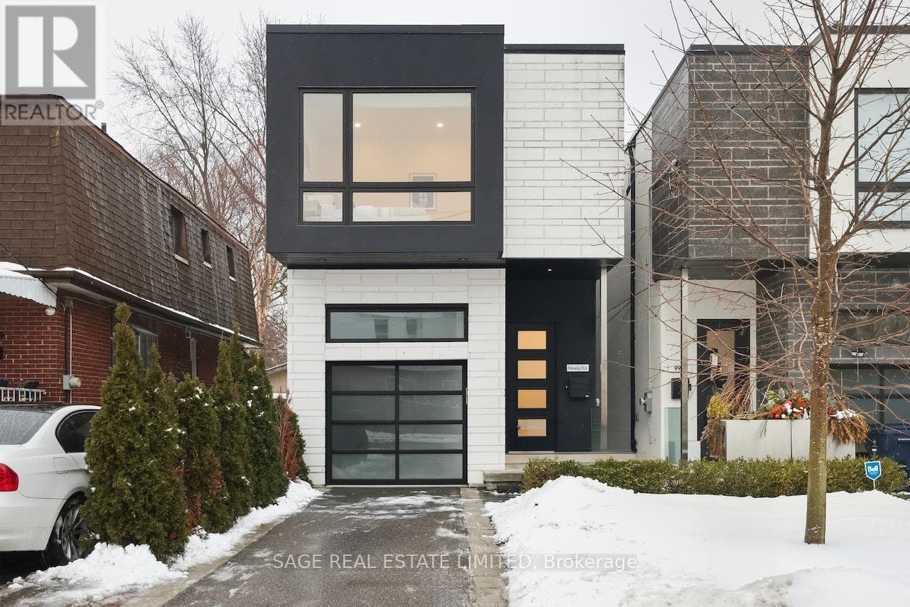 99A MEMORIAL PARK AVENUE — Toronto (Danforth Village-East York), Ontario - Main photo