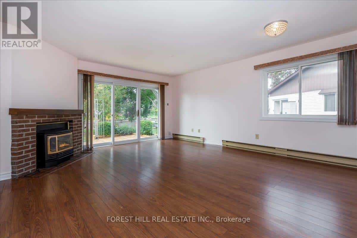 9 - 70 LAGUNA PARKWAY — Ramara (Brechin), Ontario - Photo 4 of 29