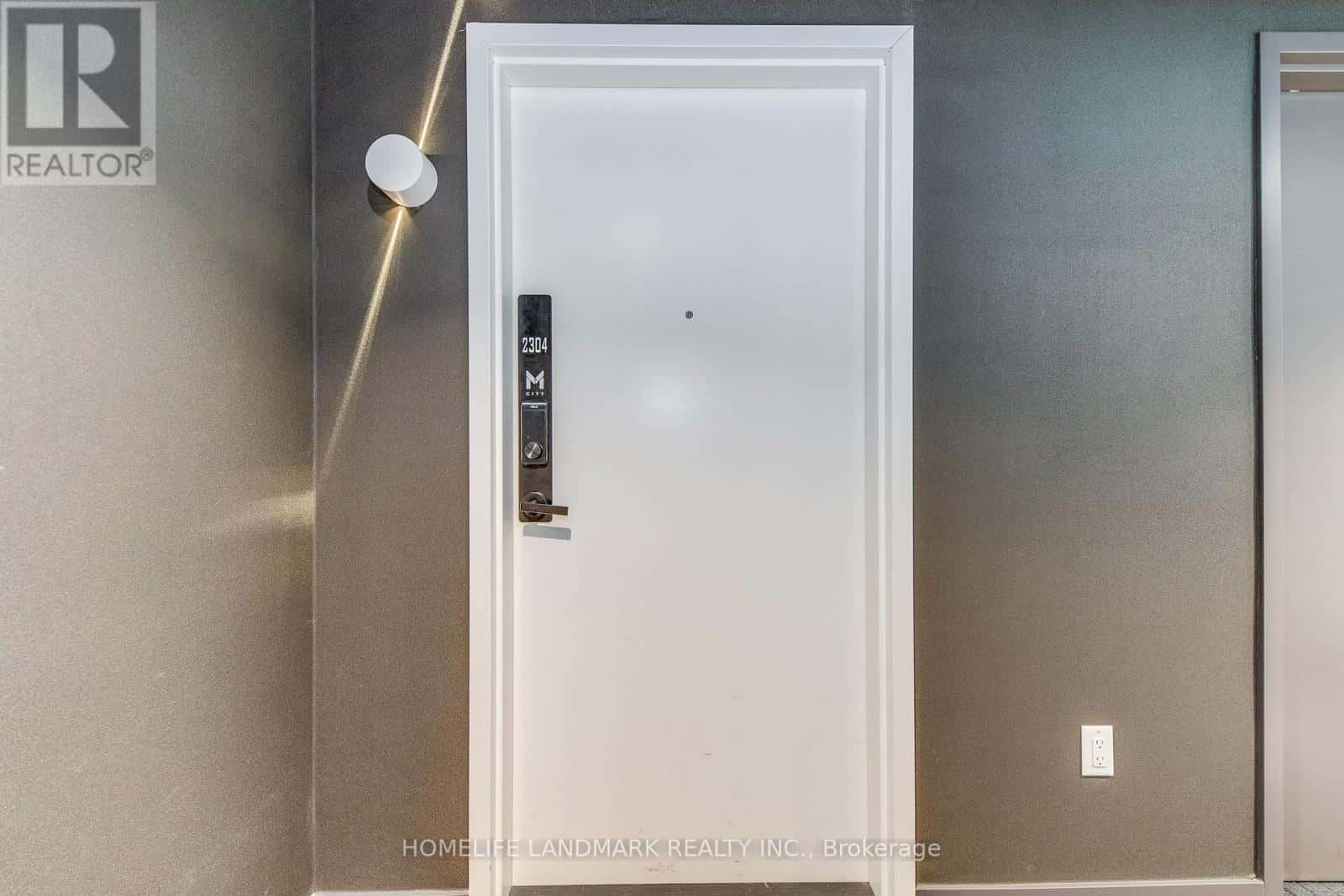 2304 - 3883 QUARTZ ROAD — Mississauga (City Centre), Ontario - Photo 4 of 39