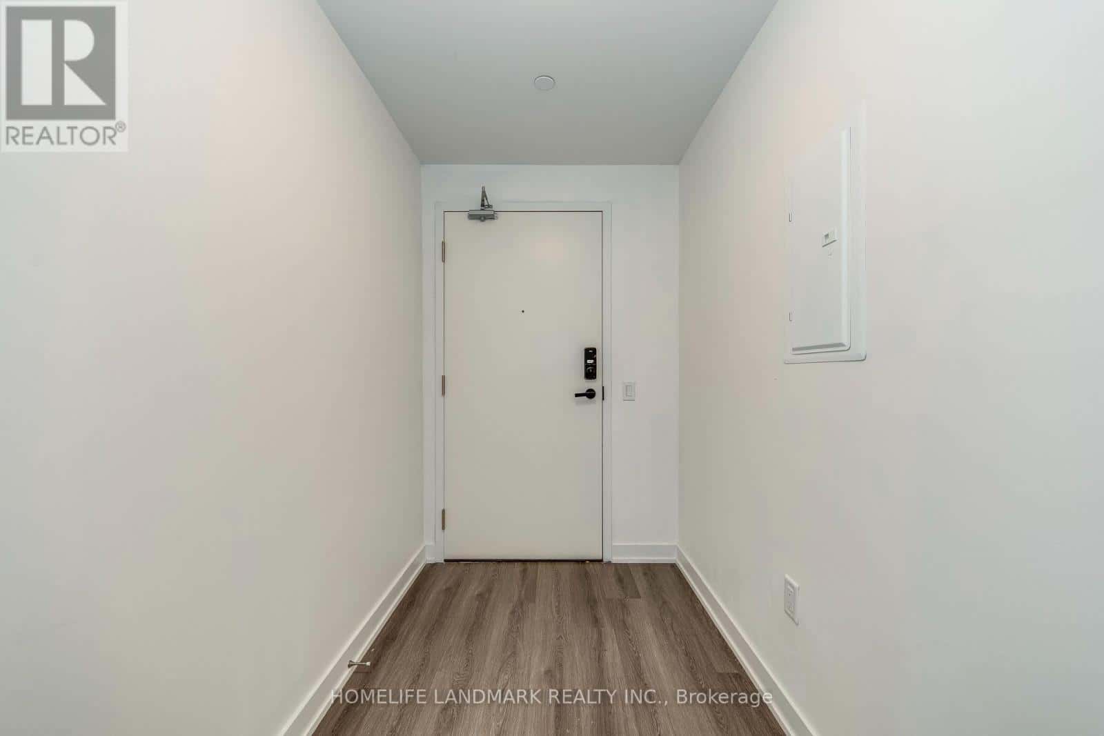 2304 - 3883 QUARTZ ROAD — Mississauga (City Centre), Ontario - Photo 5 of 39