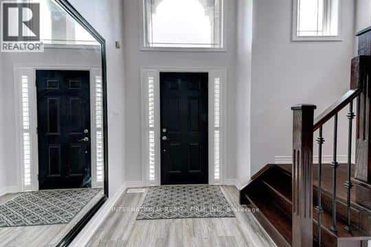 113 WHITEFISH CRESCENT — Hamilton (Stoney Creek), Ontario - Photo 3 of 12