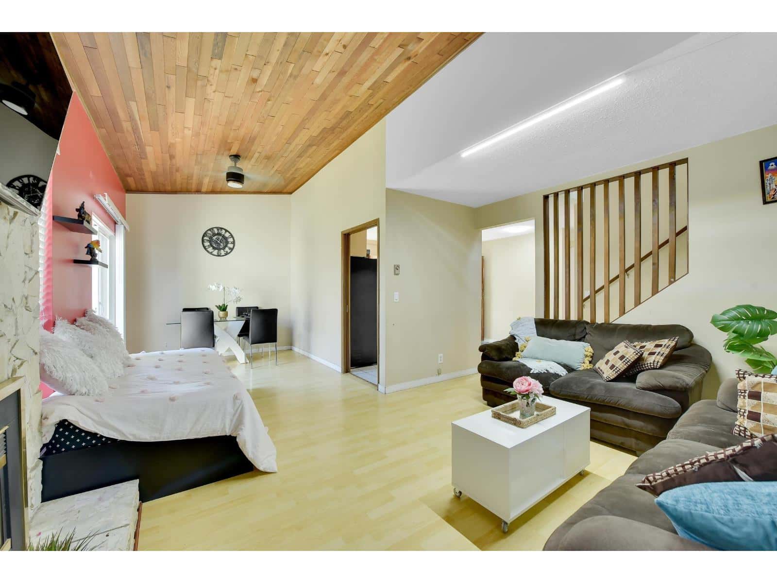 7390 129 STREET — Surrey, British Columbia - Photo 5 of 27