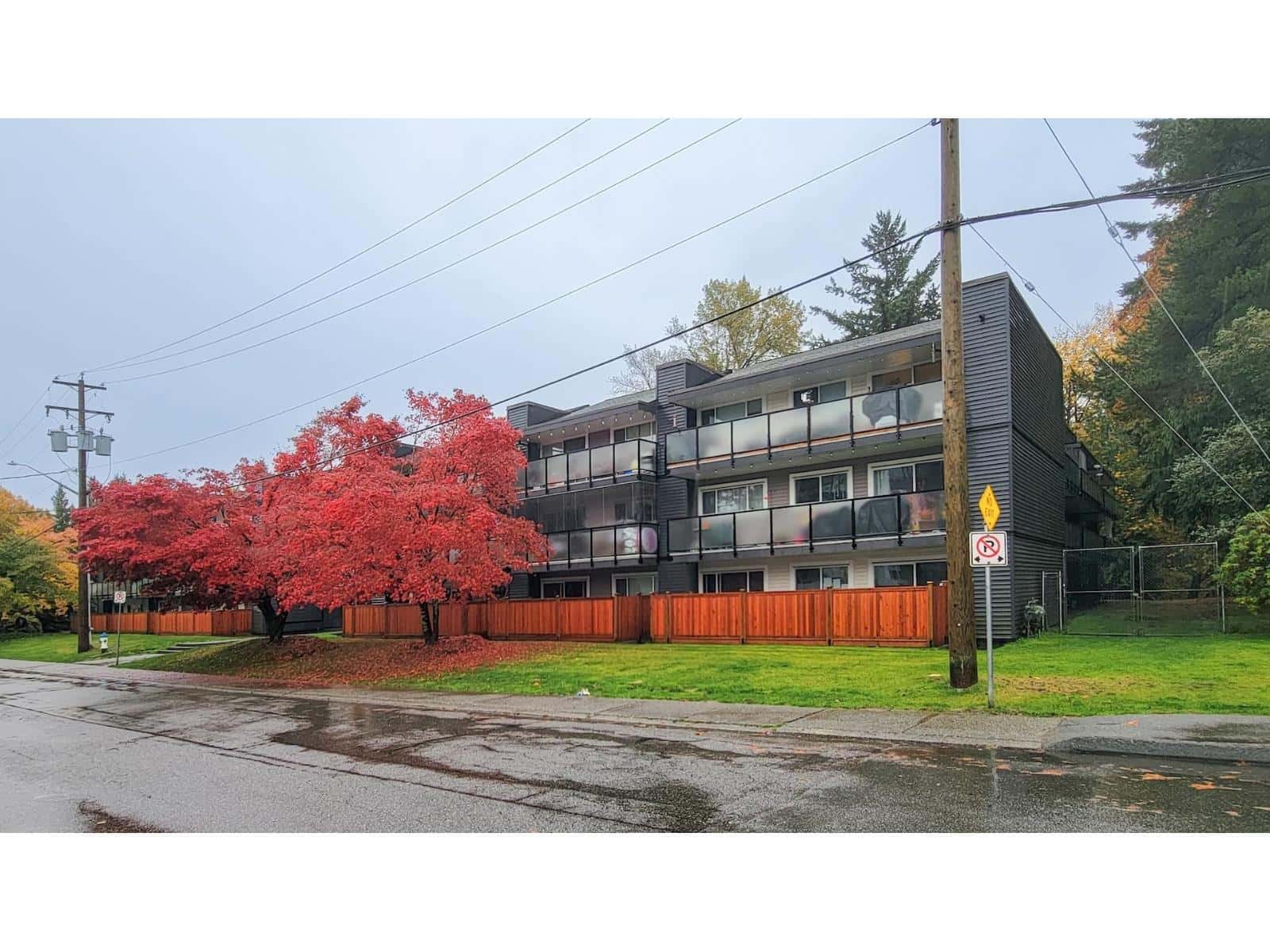 214 33400 BOURQUIN PLACE — Abbotsford, British Columbia - Photo 2 of 23