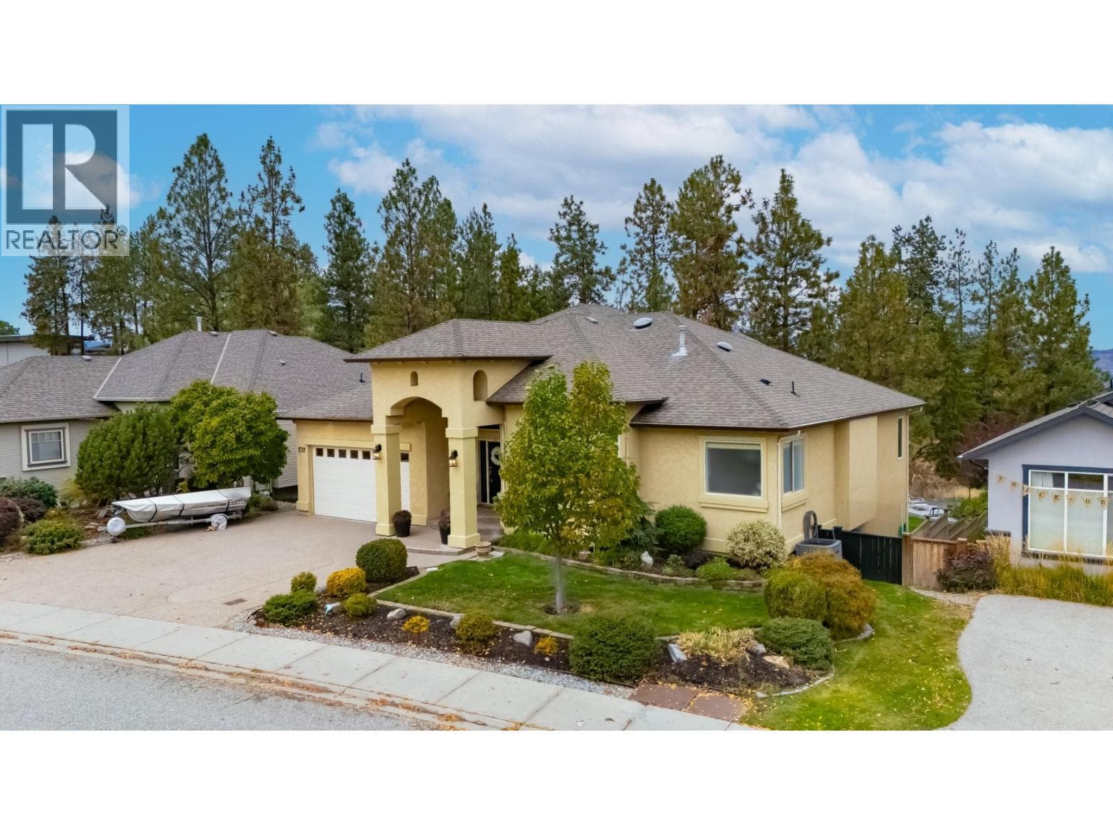 1012 Arbor View Drive — Kelowna, British Columbia - Main photo
