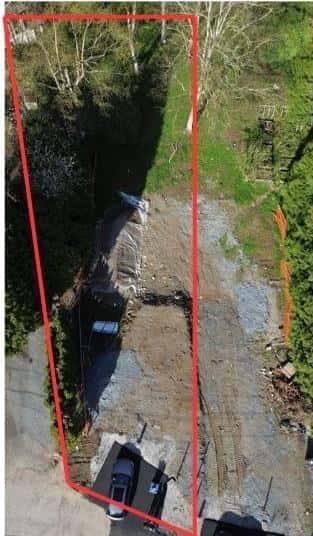 2974 EARLS COURT — Abbotsford, British Columbia - Photo 2 of 3