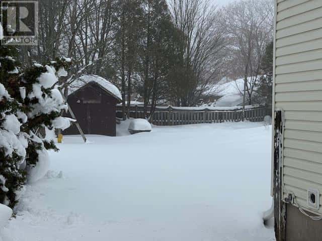 41 Princeton DR — Sault Ste. Marie, Ontario - Photo 3 of 12