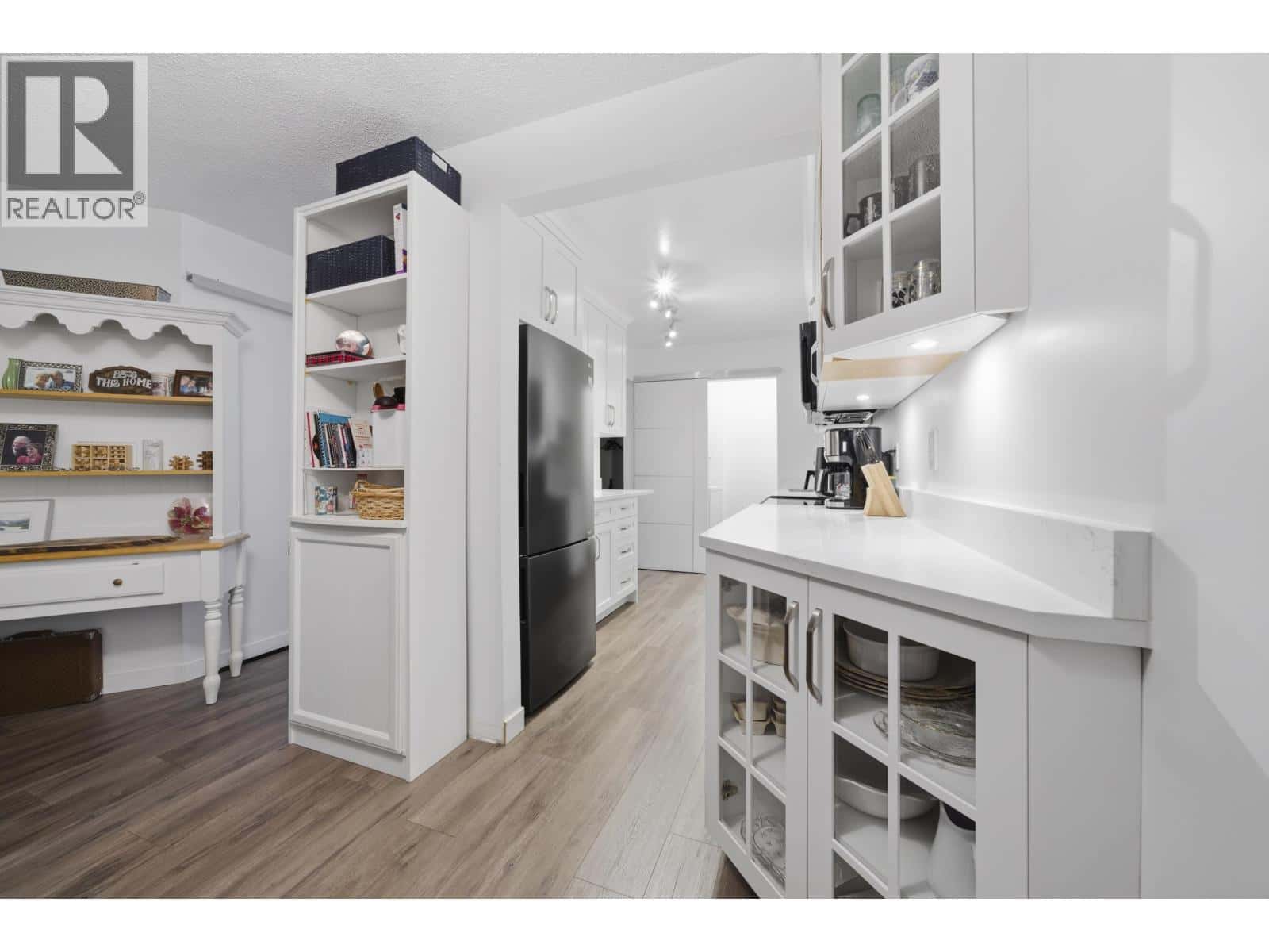 212 2620 FROMME ROAD — North Vancouver, British Columbia - Photo 5 of 21