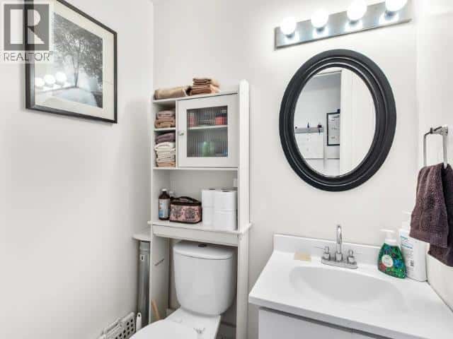 10 ANTWERP STREET — Whitehorse, Yukon - Photo 4 of 16