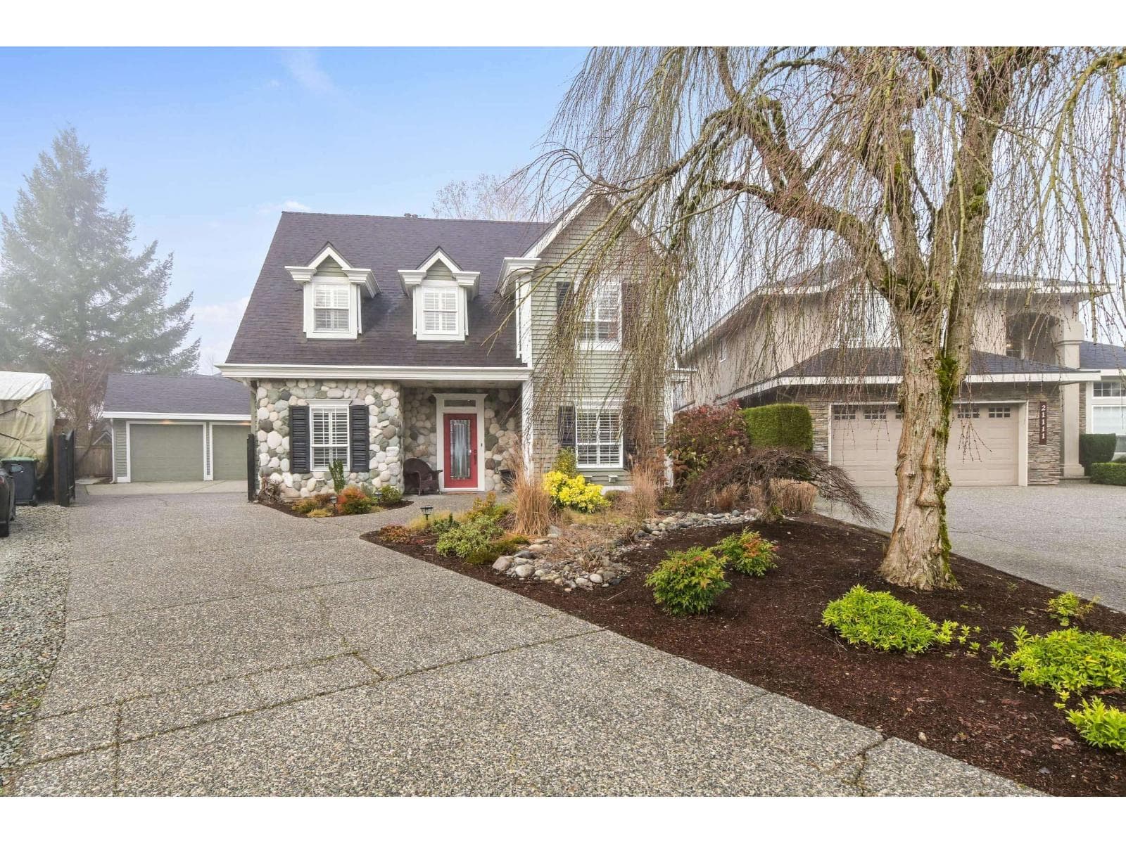 21107 43A AVENUE — Langley, British Columbia - Main photo