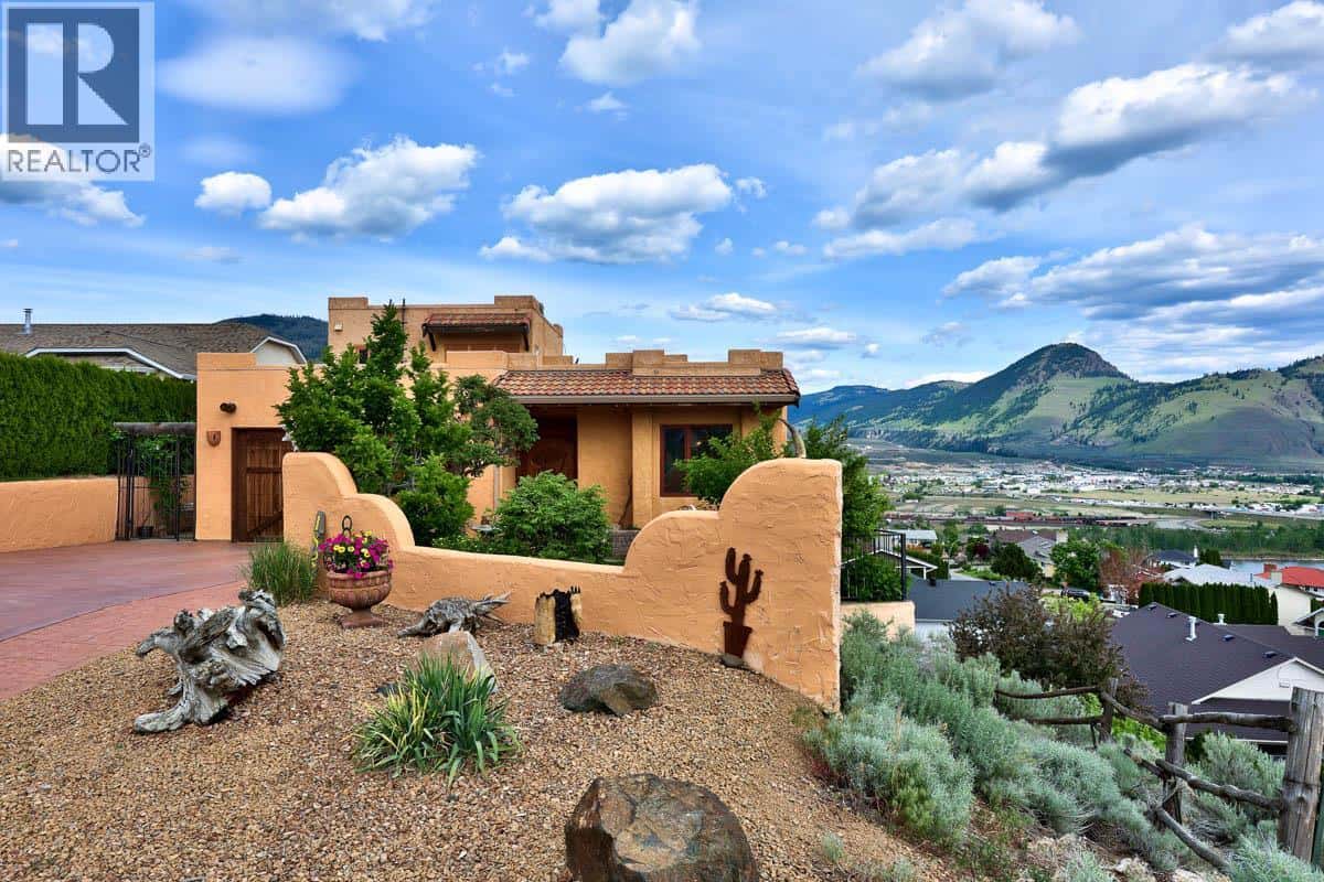 1828 NORVIEW Place — Kamloops, British Columbia - Photo 3 of 75