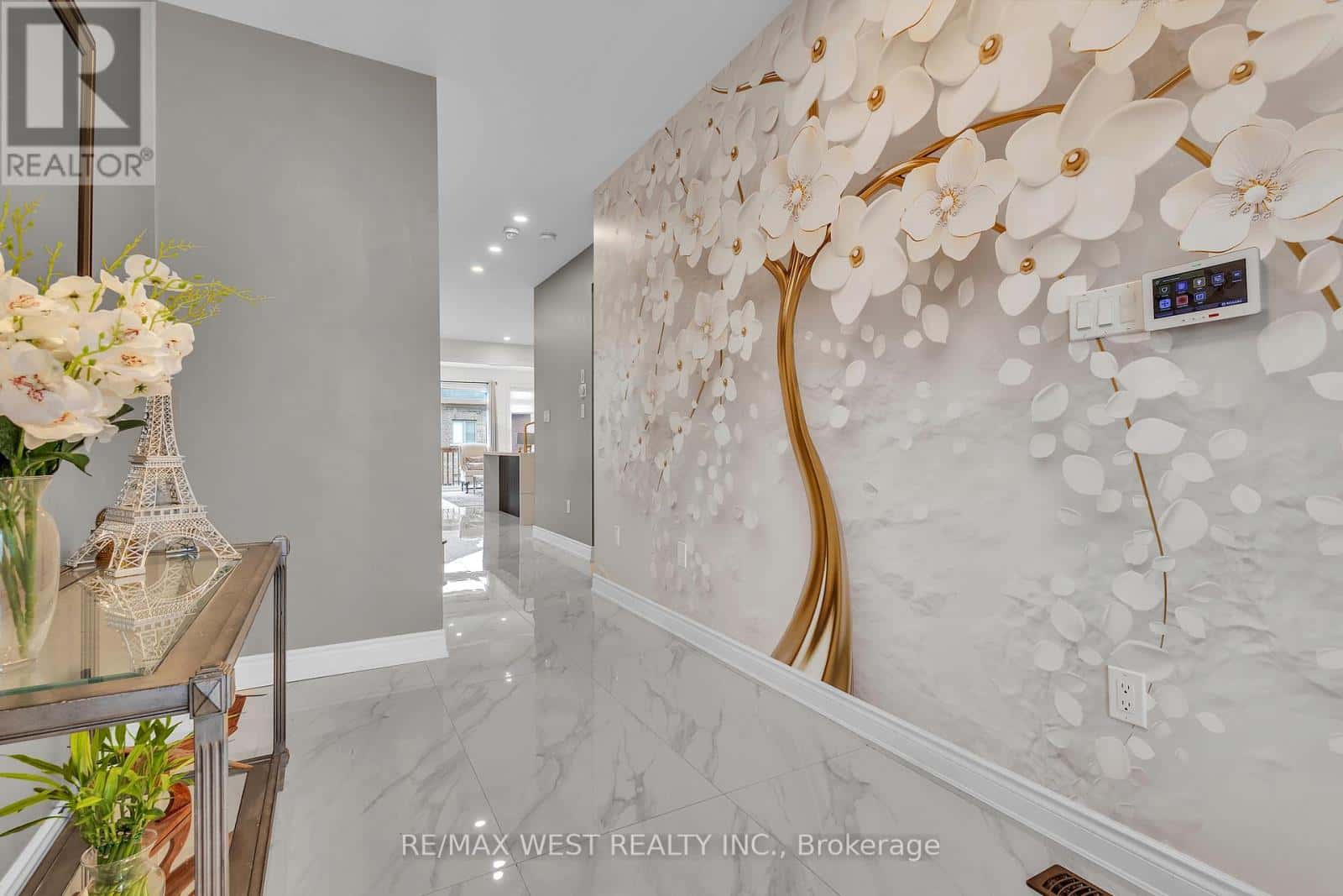 61 ZENITH AVENUE — Vaughan (Kleinburg), Ontario - Photo 3 of 28