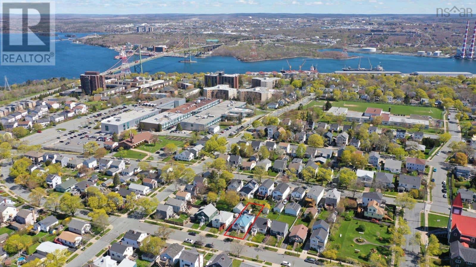 3681 High Street — Halifax Peninsula, Nova Scotia - Photo 5 of 49