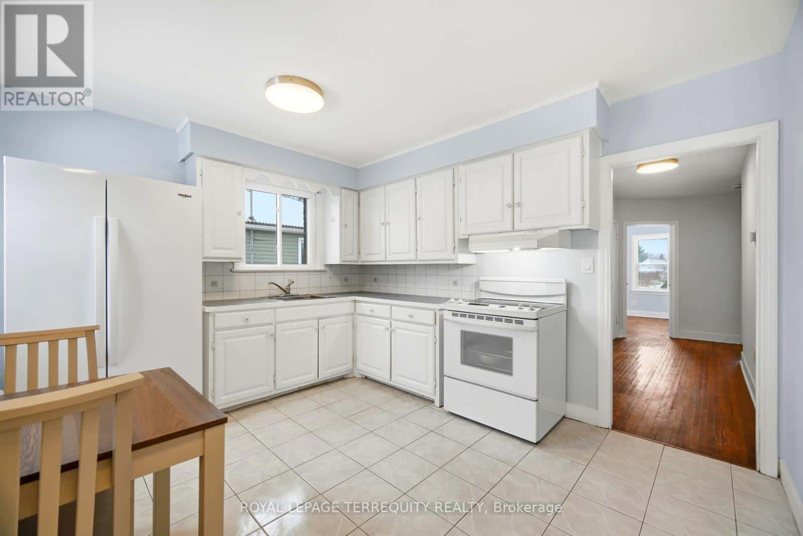 6001 NORTH STREET — Niagara Falls (Hospital), Ontario - Photo 4 of 32