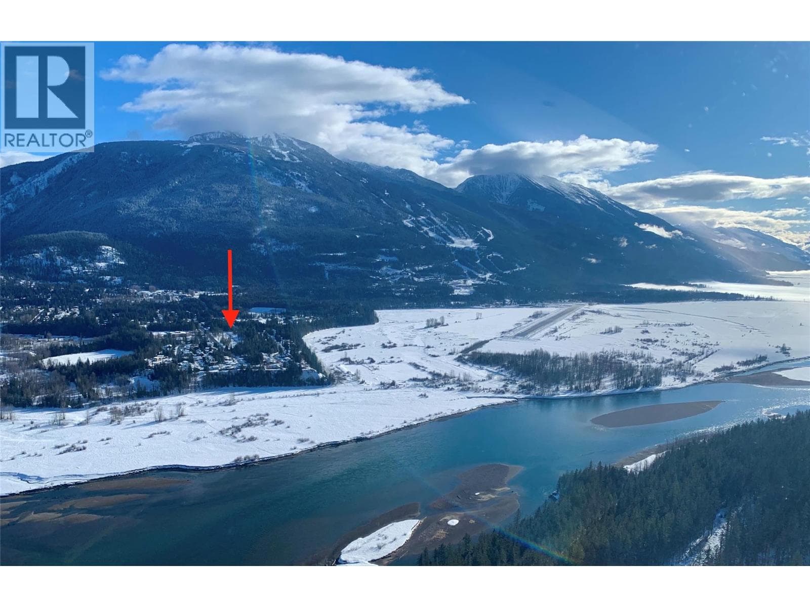 1039 Williams Gate Lane — Revelstoke, British Columbia - Main photo