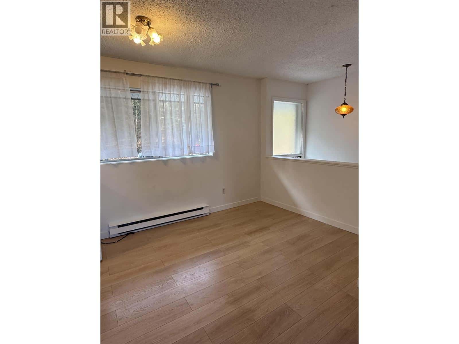 1924 HIGHVIEW PLACE — Port Moody, British Columbia - Photo 5 of 10