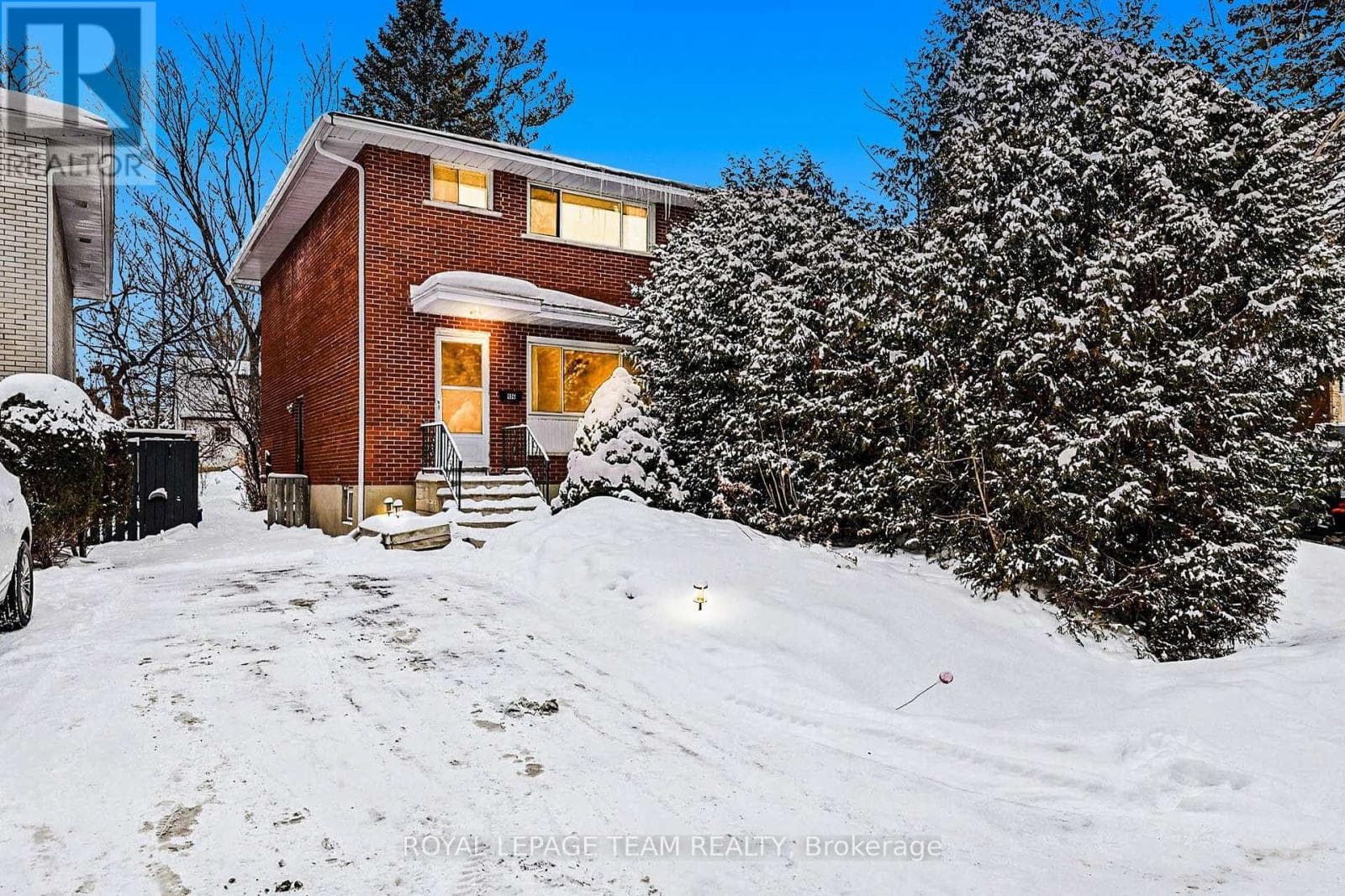 906 IVANHOE AVENUE — Ottawa, Ontario - Main photo