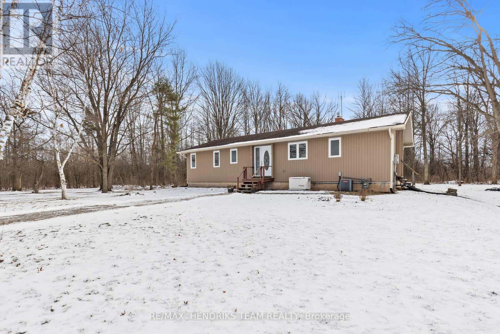 643 LINE 7 ROAD — Niagara-on-the-Lake (St. Davids), Ontario - Photo 5 of 50