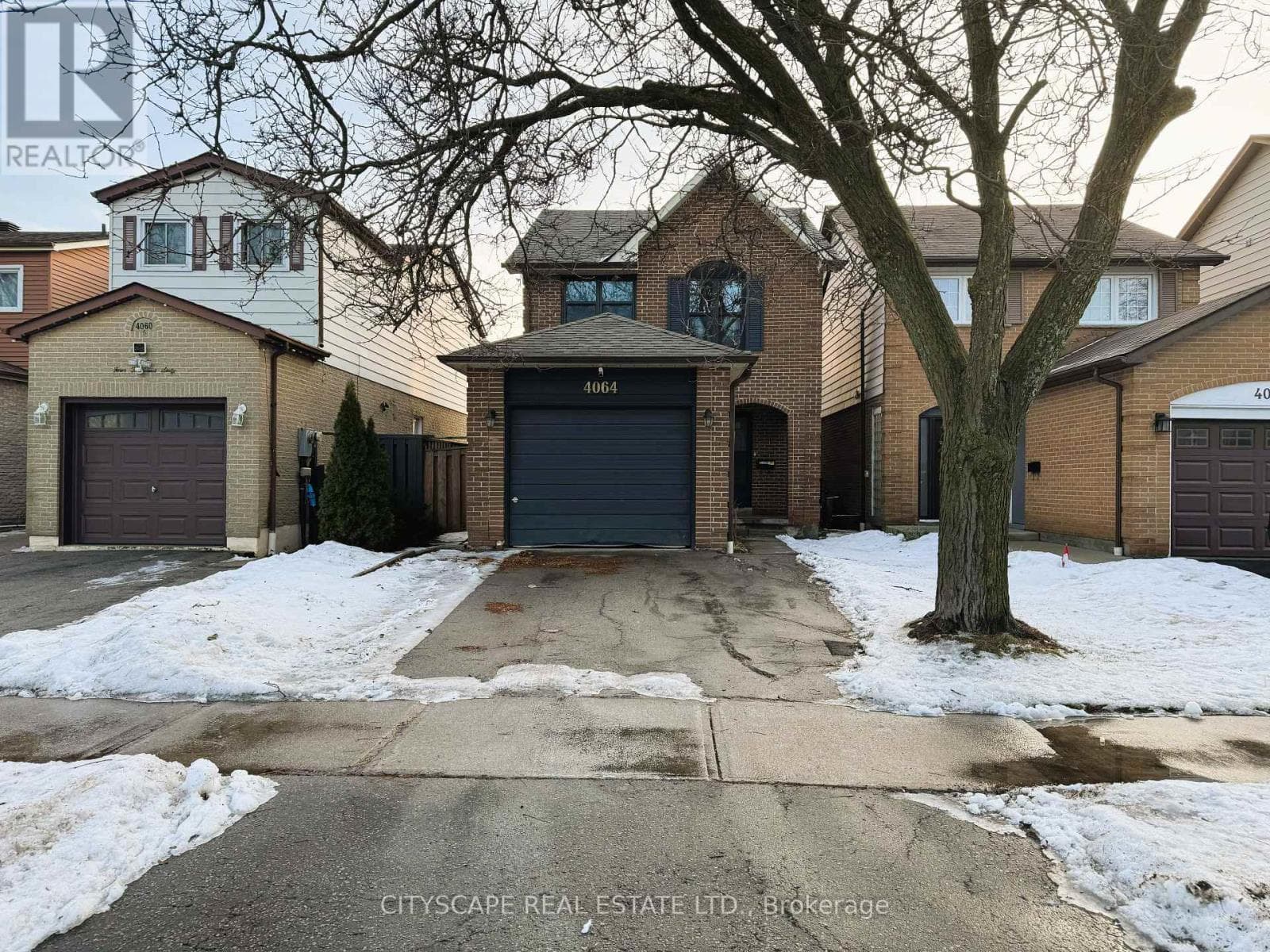 4064 TEAKWOOD DRIVE — Mississauga (Creditview), Ontario - Main photo